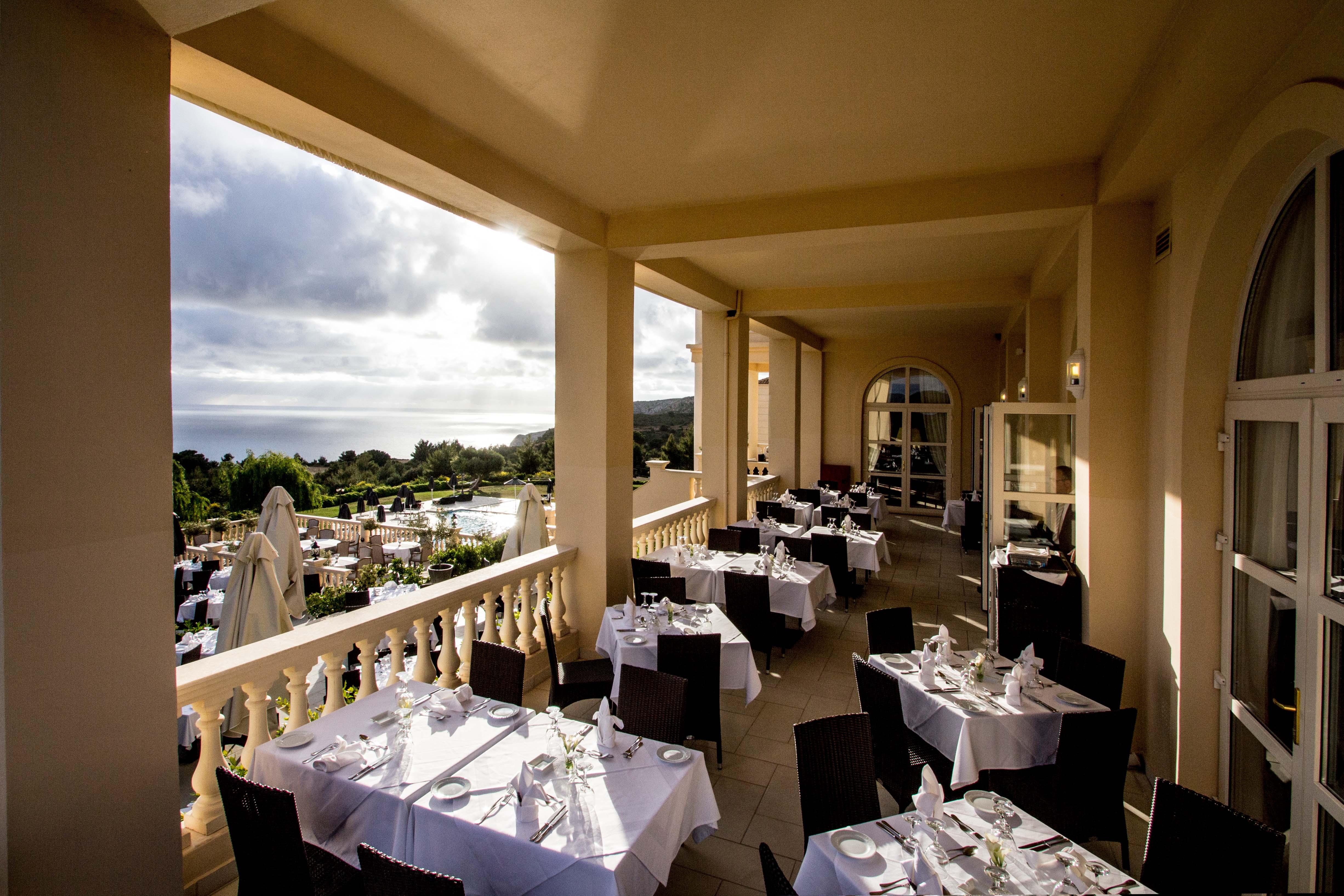 Mabely Grand Hotel Kampi  Exterior foto
