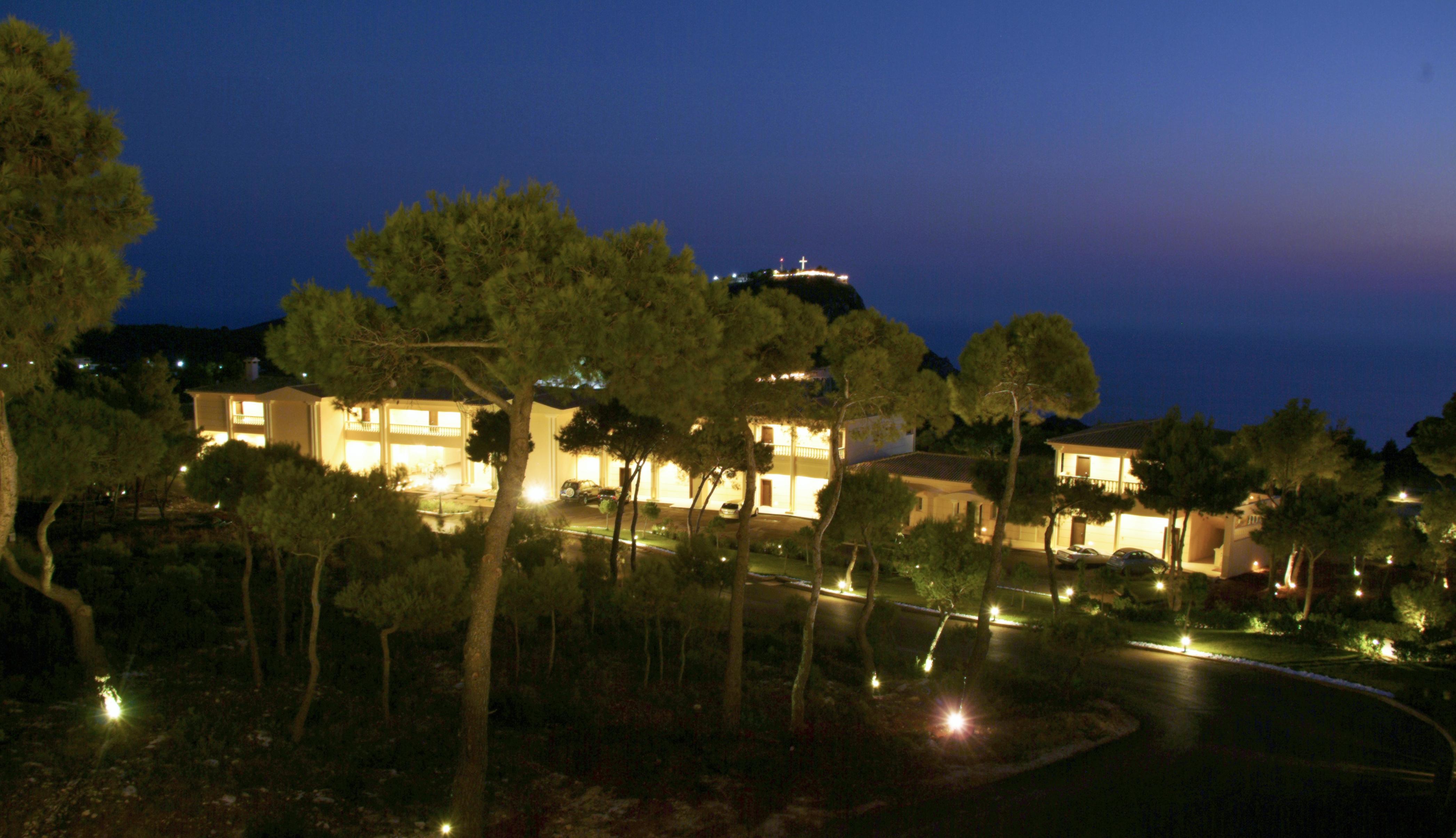 Mabely Grand Hotel Kampi  Exterior foto
