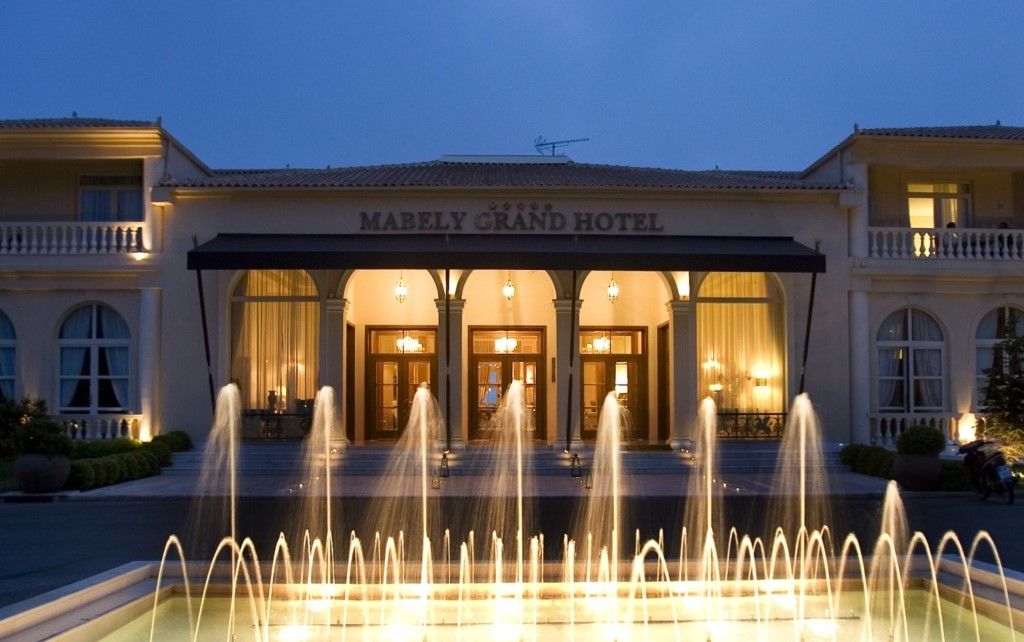 Mabely Grand Hotel Kampi  Exterior foto