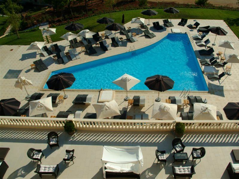 Mabely Grand Hotel Kampi  Exterior foto